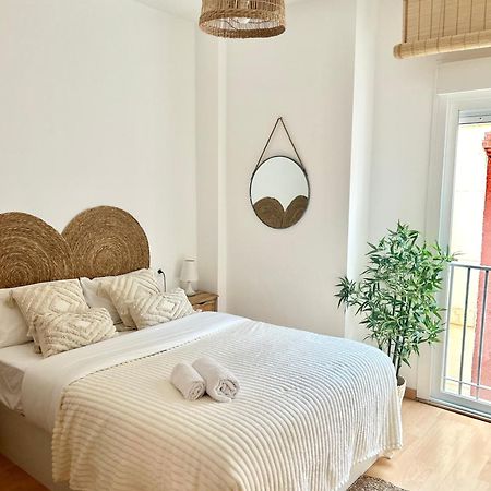 Apartment Rosario In Malaga Center Bagian luar foto