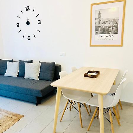 Apartment Rosario In Malaga Center Bagian luar foto